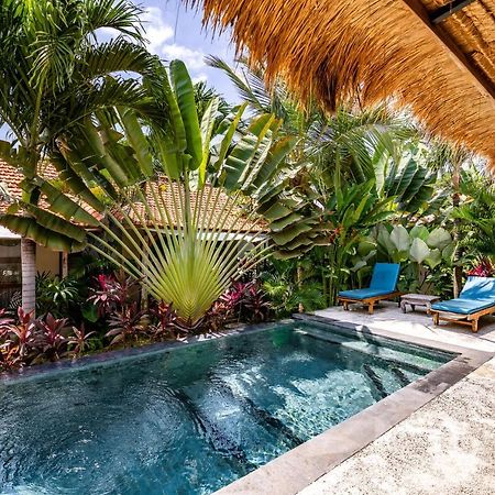 Seaside Tribe - Boutique Surf Stay & Retreat Tanah Lot Buitenkant foto