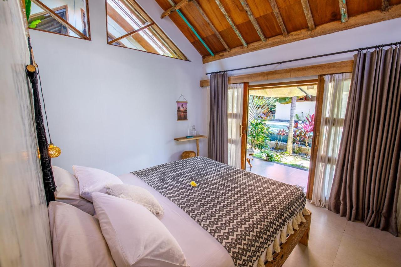 Seaside Tribe - Boutique Surf Stay & Retreat Tanah Lot Buitenkant foto