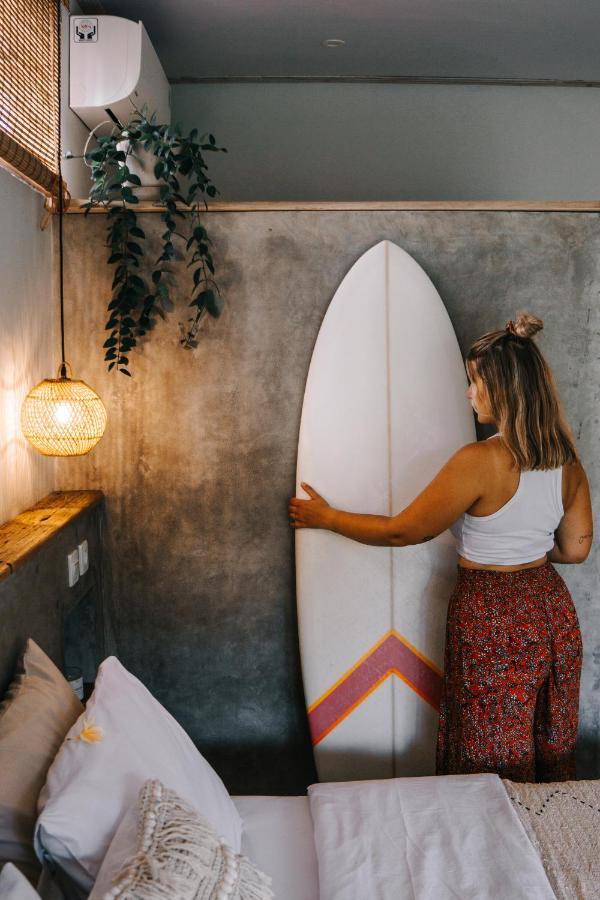 Seaside Tribe - Boutique Surf Stay & Retreat Tanah Lot Buitenkant foto