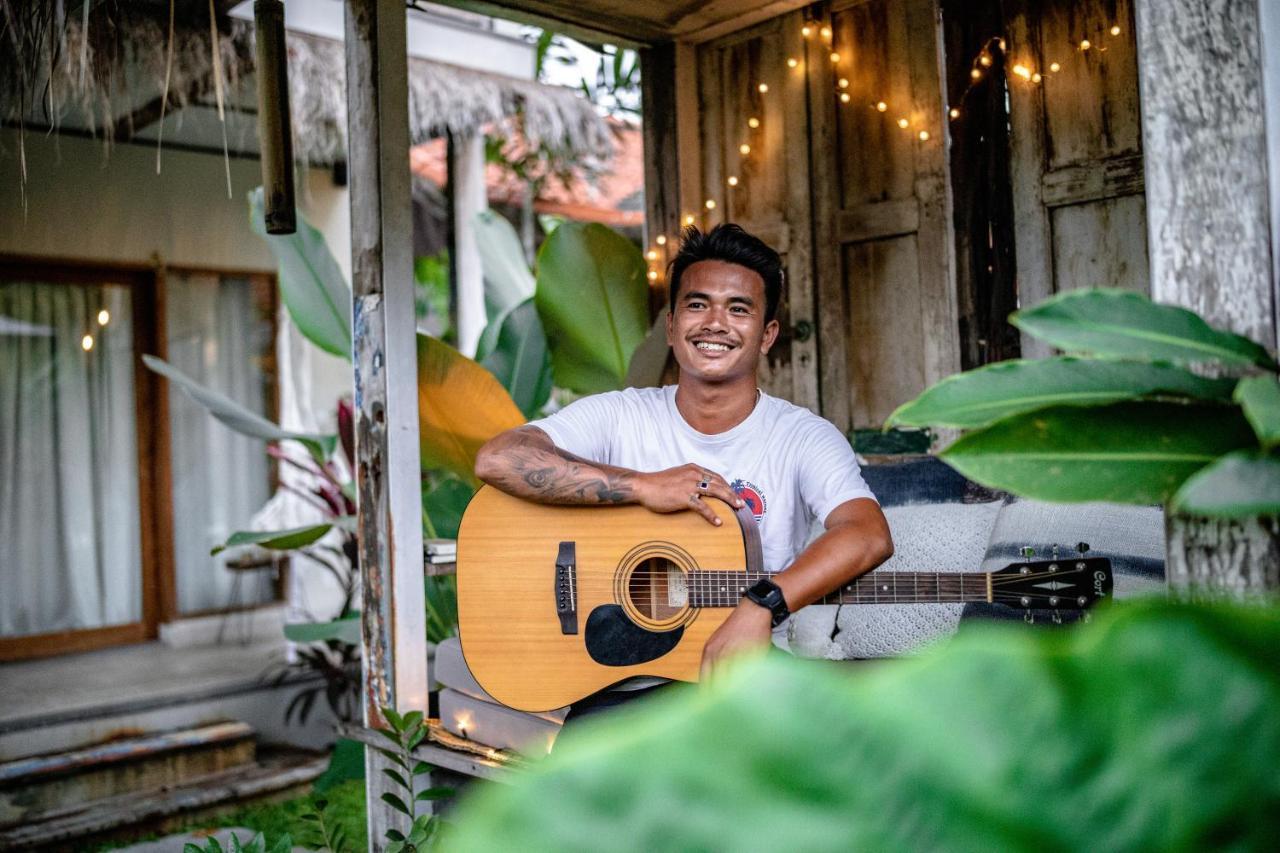 Seaside Tribe - Boutique Surf Stay & Retreat Tanah Lot Buitenkant foto