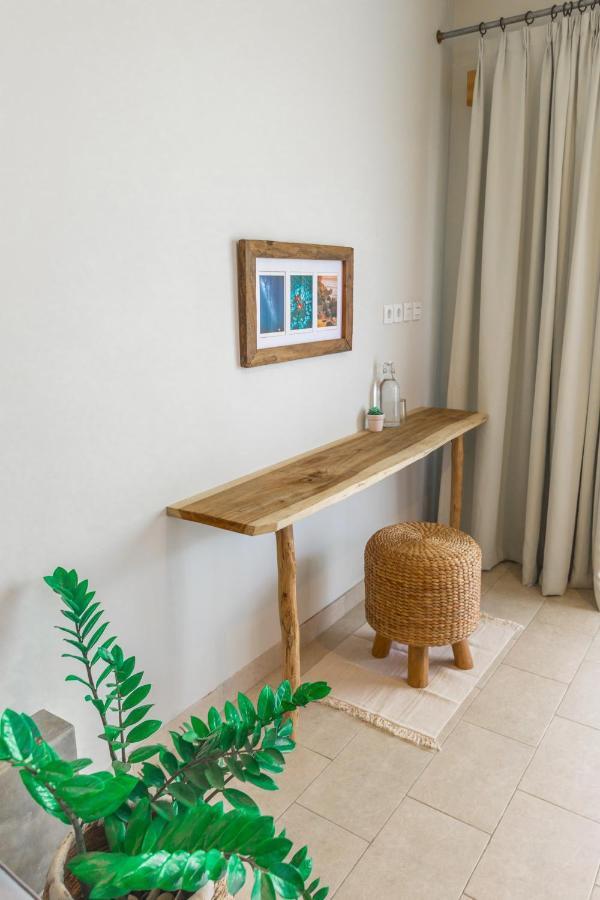 Seaside Tribe - Boutique Surf Stay & Retreat Tanah Lot Buitenkant foto