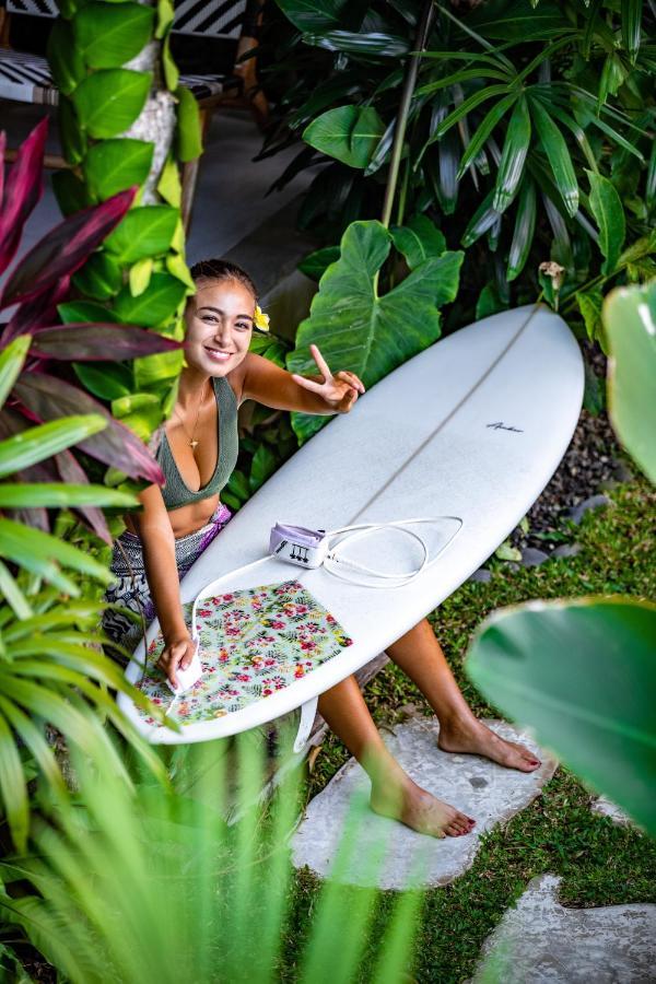 Seaside Tribe - Boutique Surf Stay & Retreat Tanah Lot Buitenkant foto
